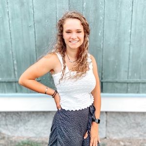 Meet your Posher, Kenzie